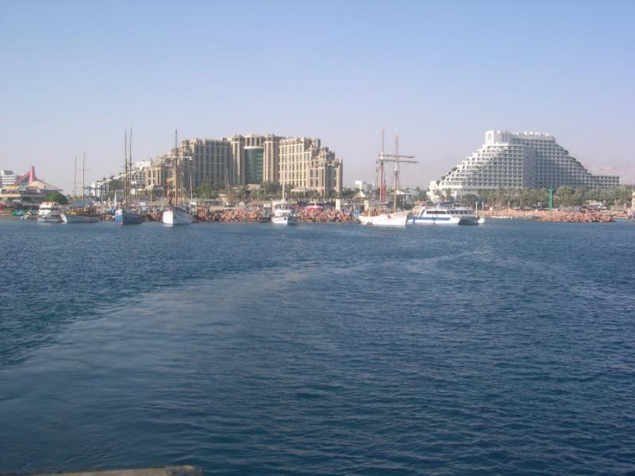 ../Images/151557375CLxDJd_ph.jpg